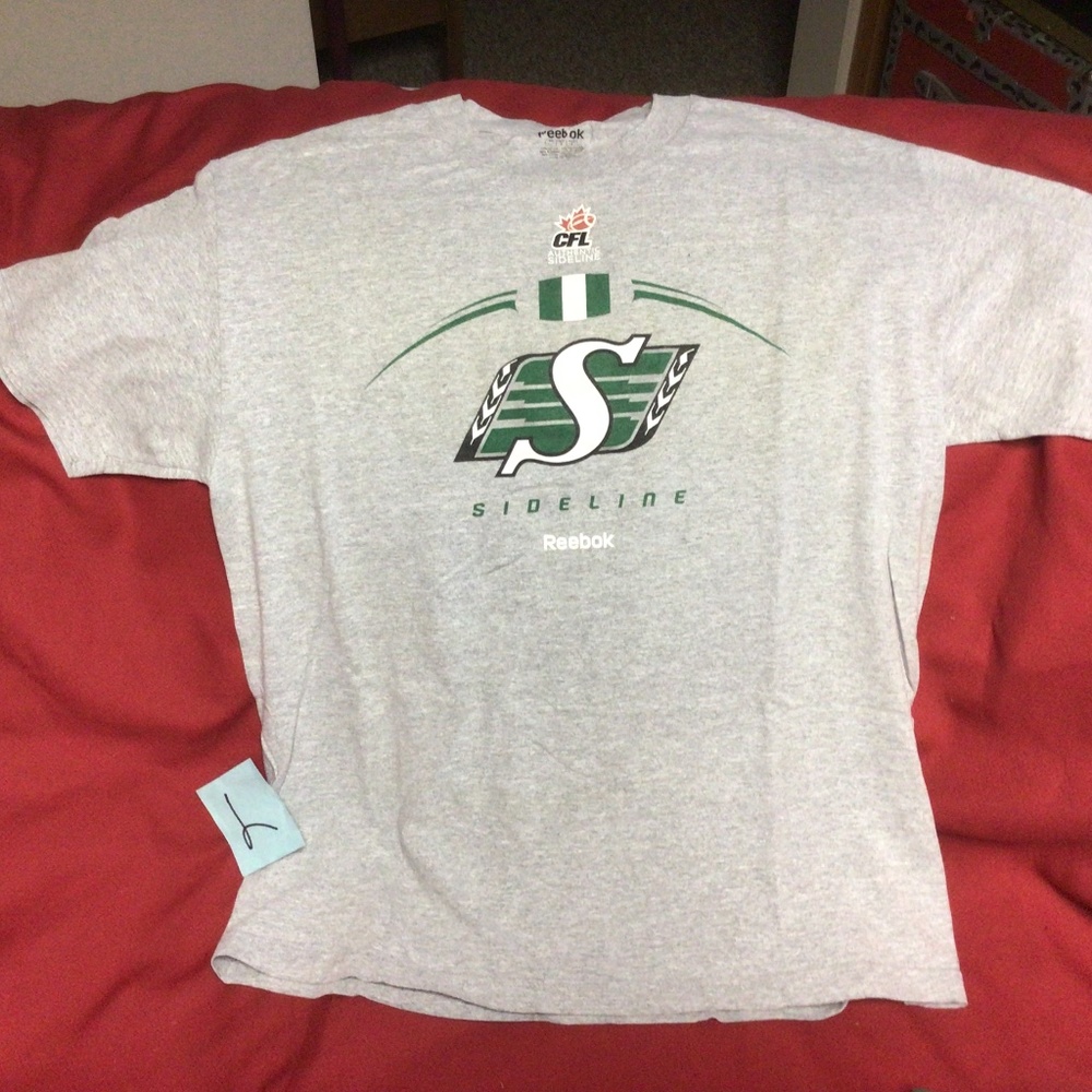 SASKATCHEWAN ROUGHRIDERS tshirt.
